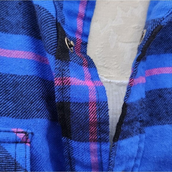 BDG Button-Down Peplum Flannel Top - Picture 9 of 16